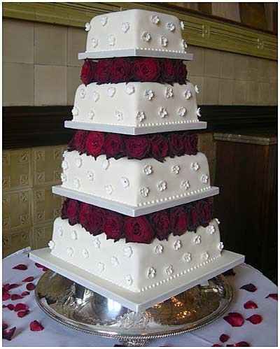 rosebedandblossomweddingcake.jpg